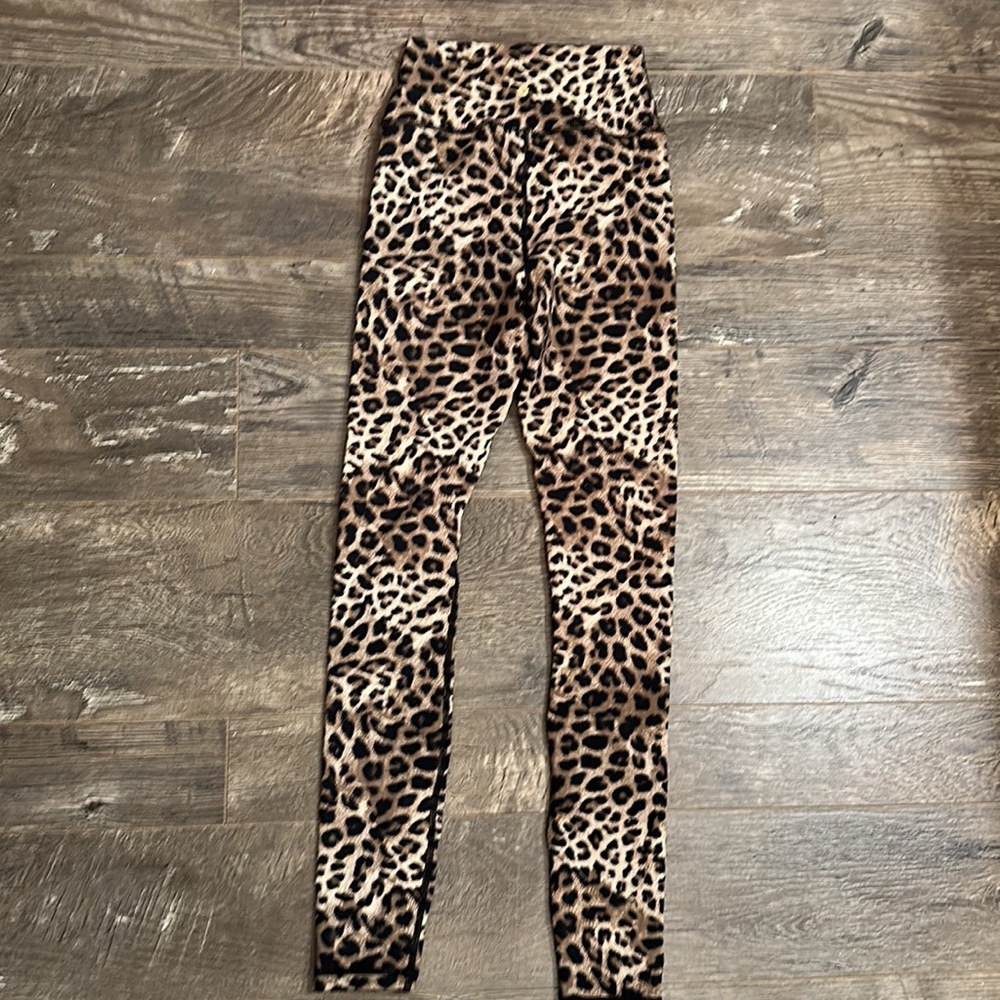 Spiritual Gangster Leopard Leggings XS - Picture 6 of 12